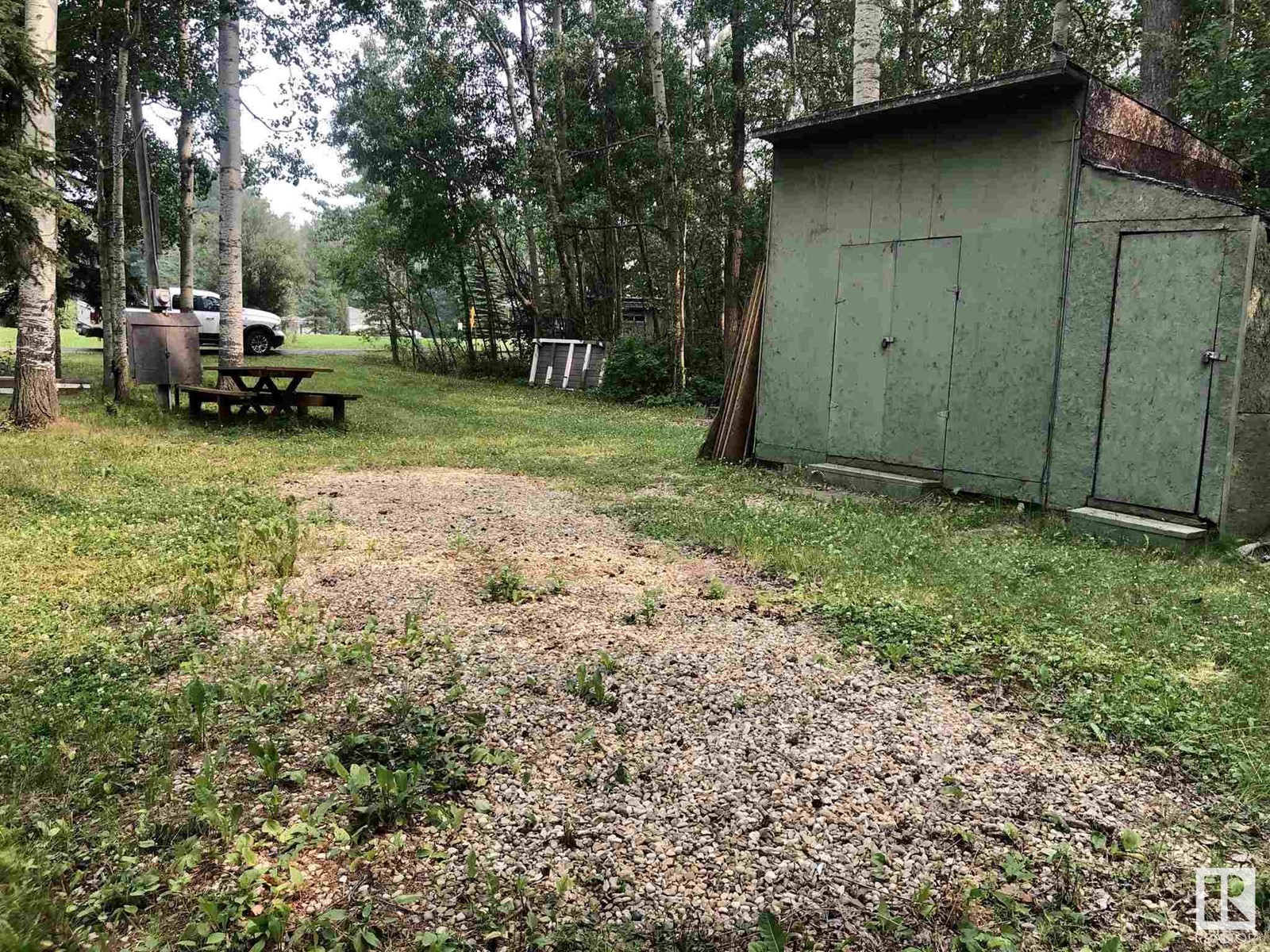 614 6 ST Property Photo 1
