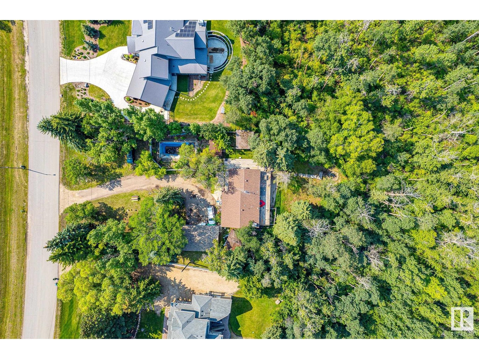108 Windermere Dr Nw Property Photo 10