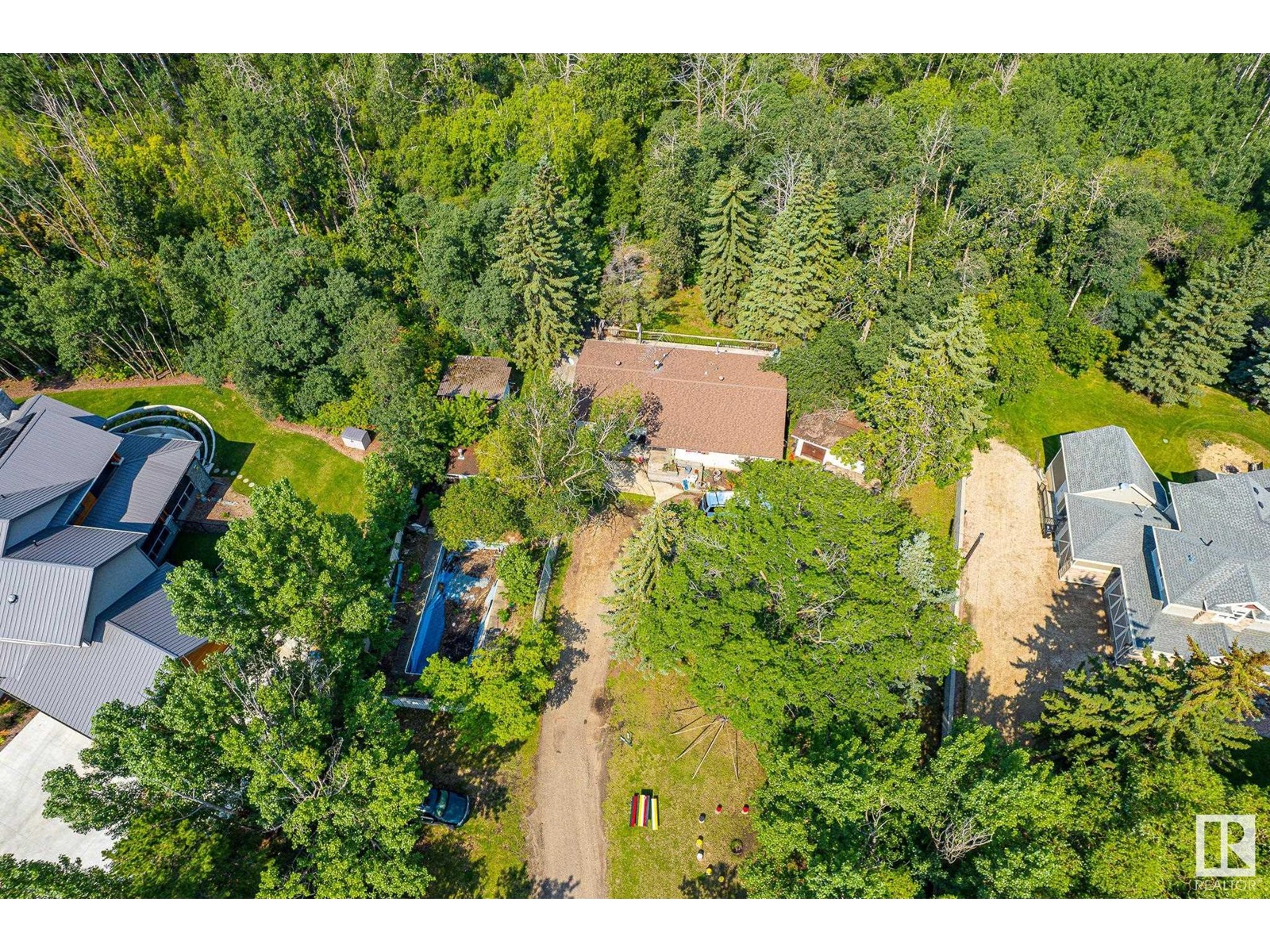 108 Windermere Dr Nw Property Photo 12