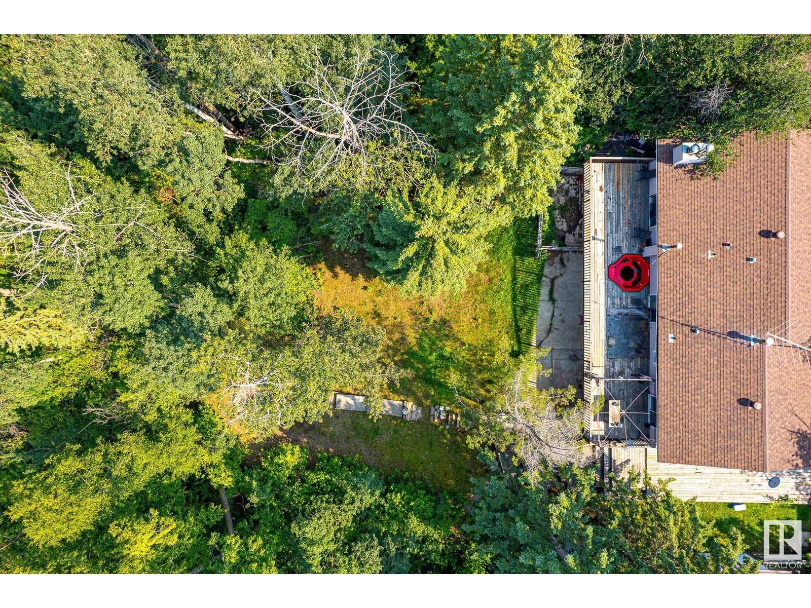 108 Windermere Dr Nw Property Photo 15