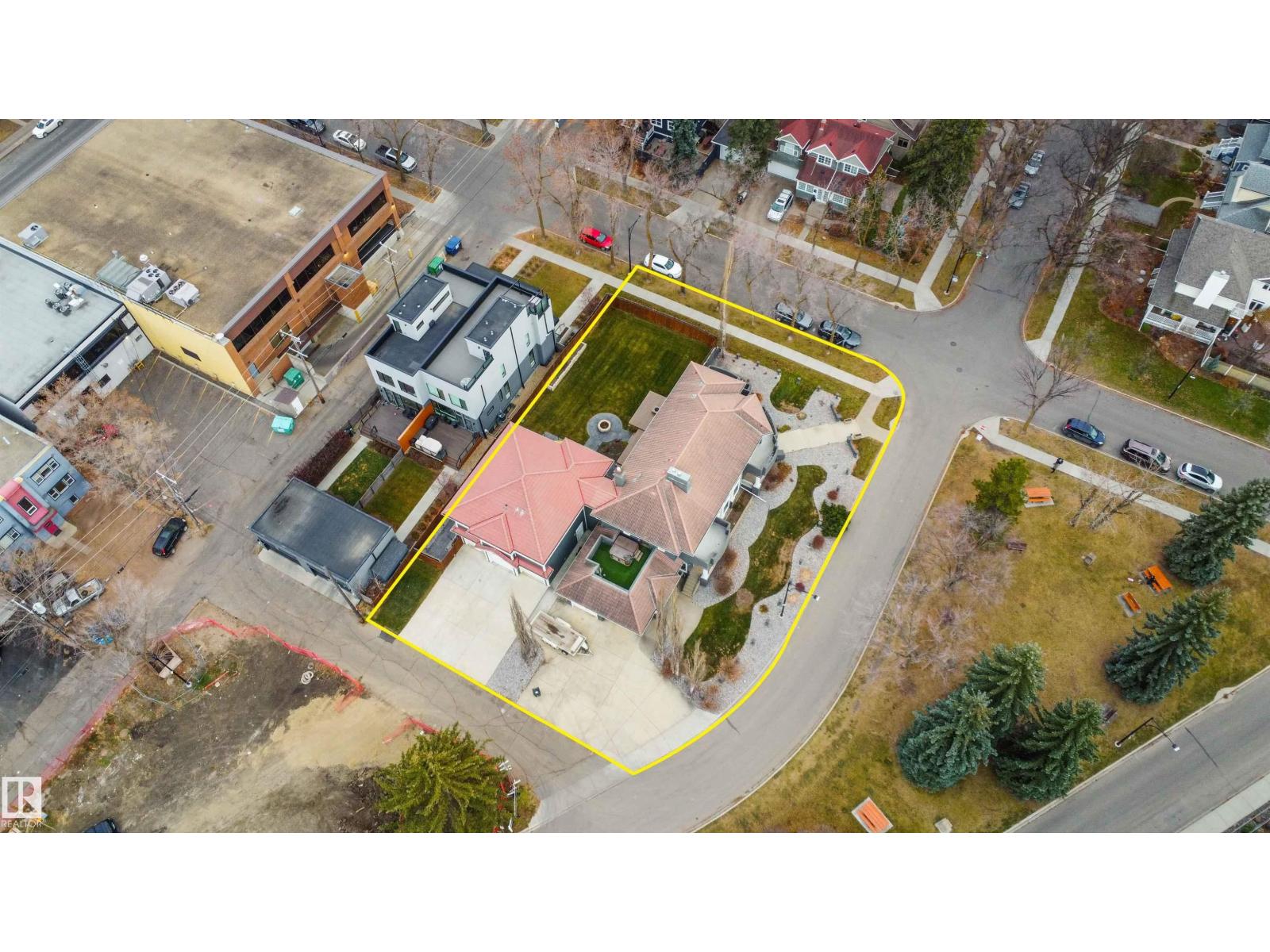 12428 103 Av Nw Property Photo 21