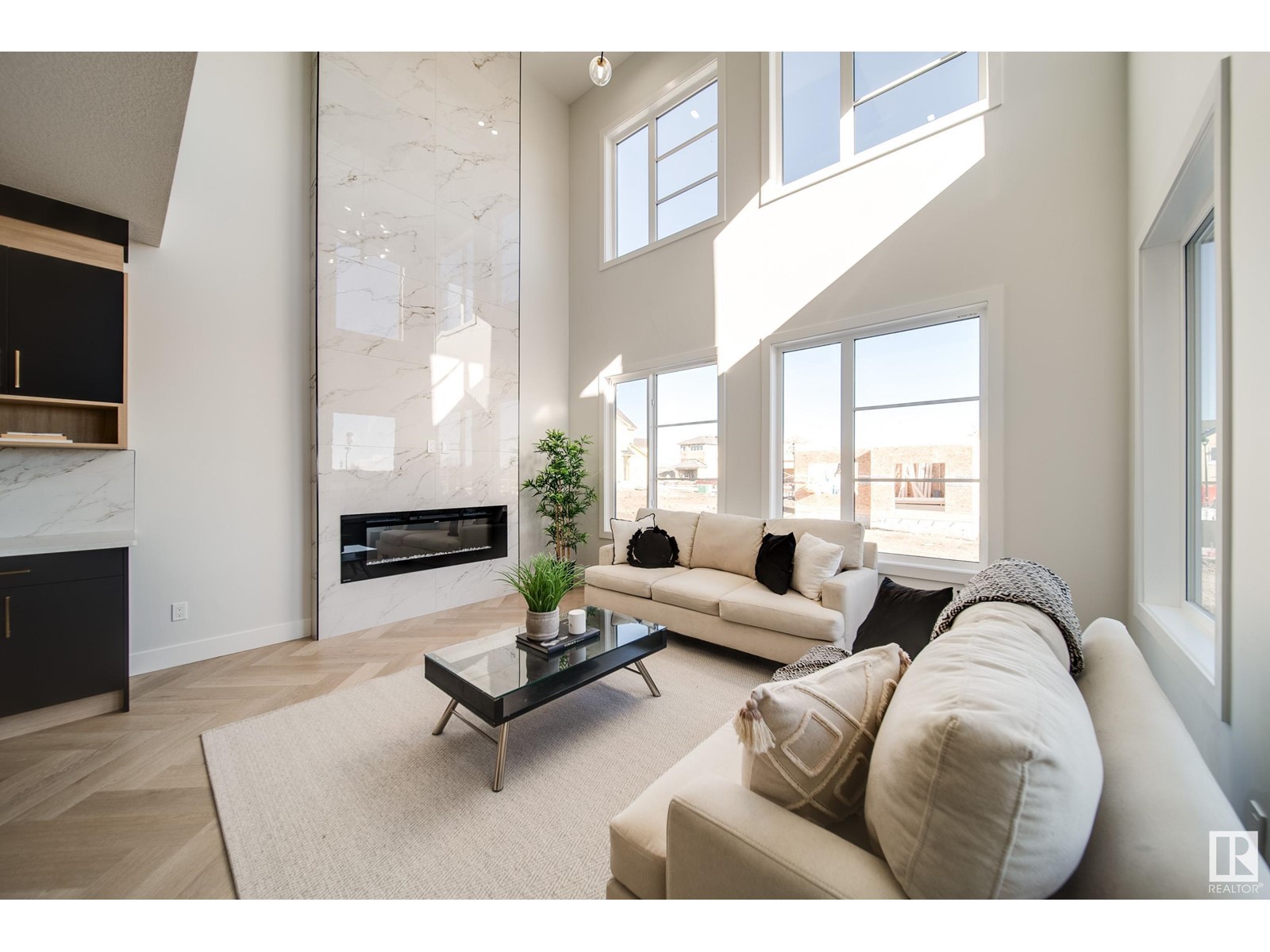 9 Baker St Property Photo