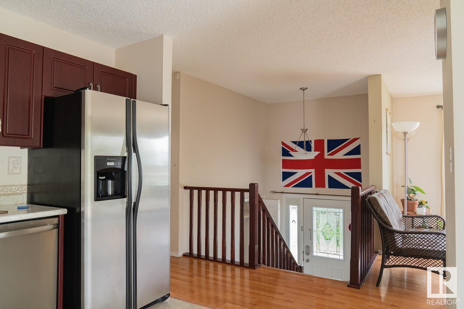 4204 50a Av Property Photo 2