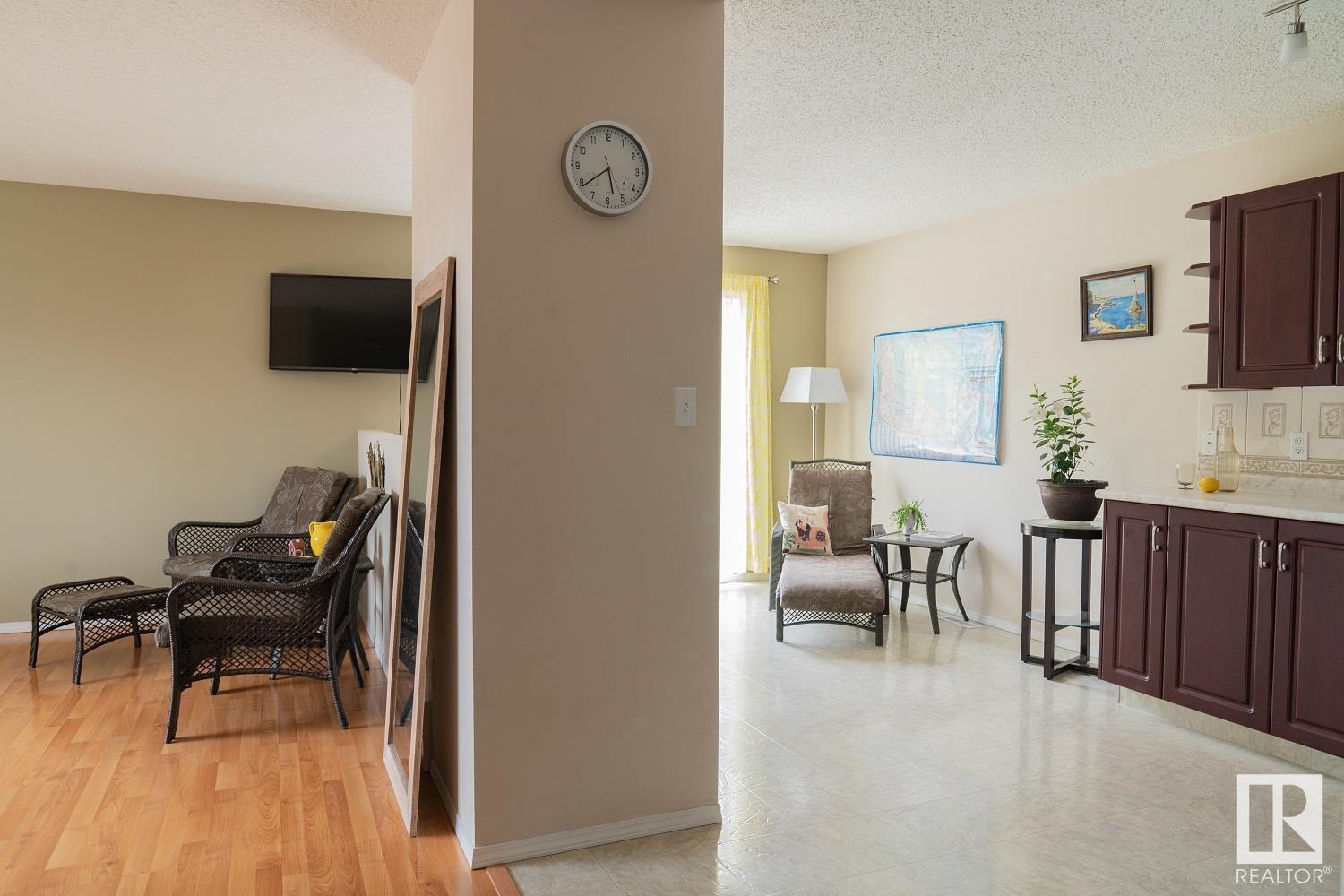 4204 50a Av Property Photo 11