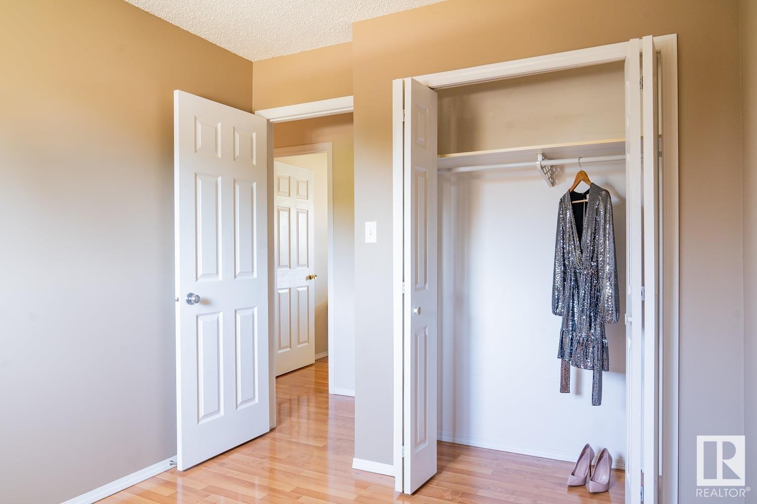 4204 50a Av Property Photo 18
