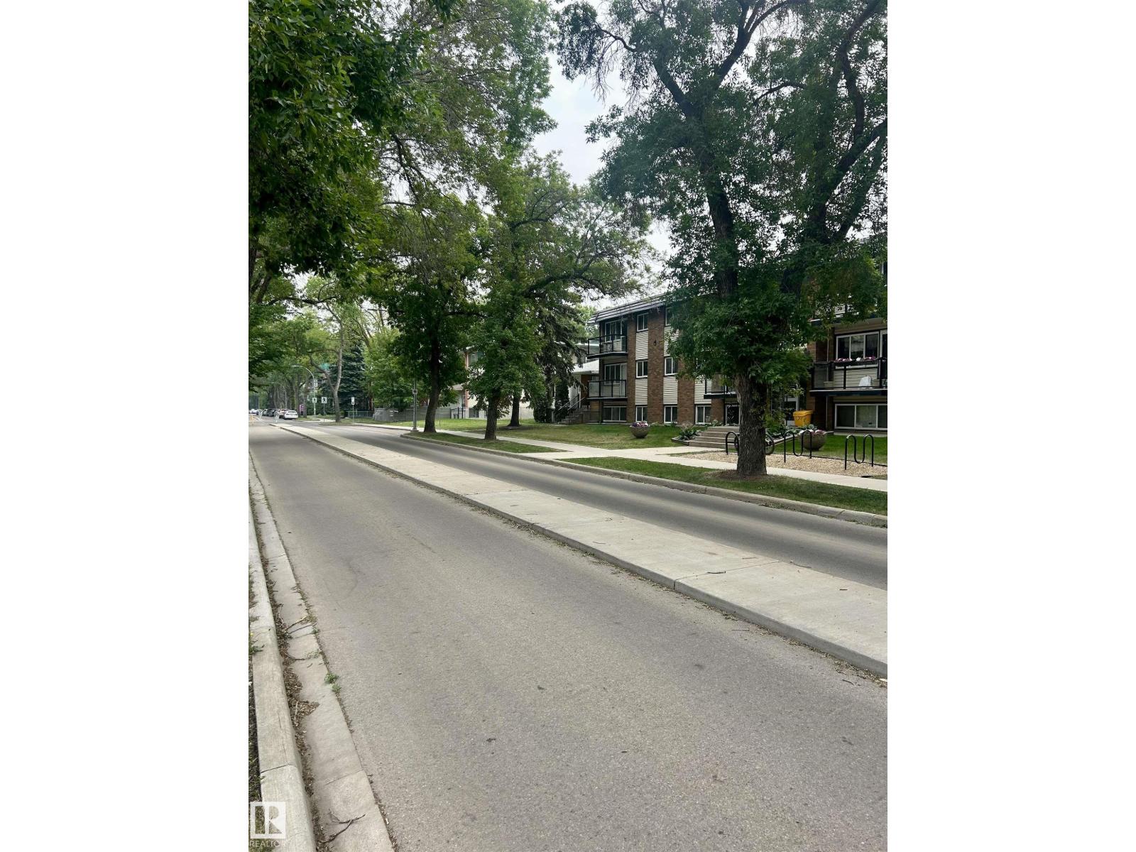 #202 10125 83 Av Nw Property Photo 2