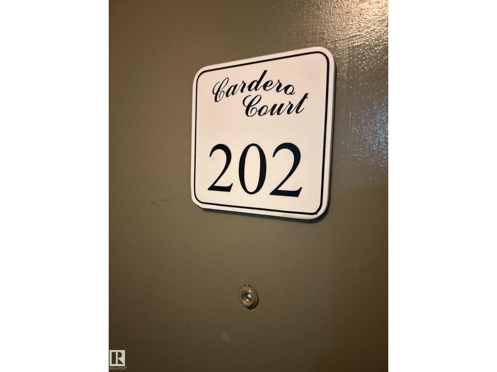 #202 10125 83 Av Nw Property Photo 4