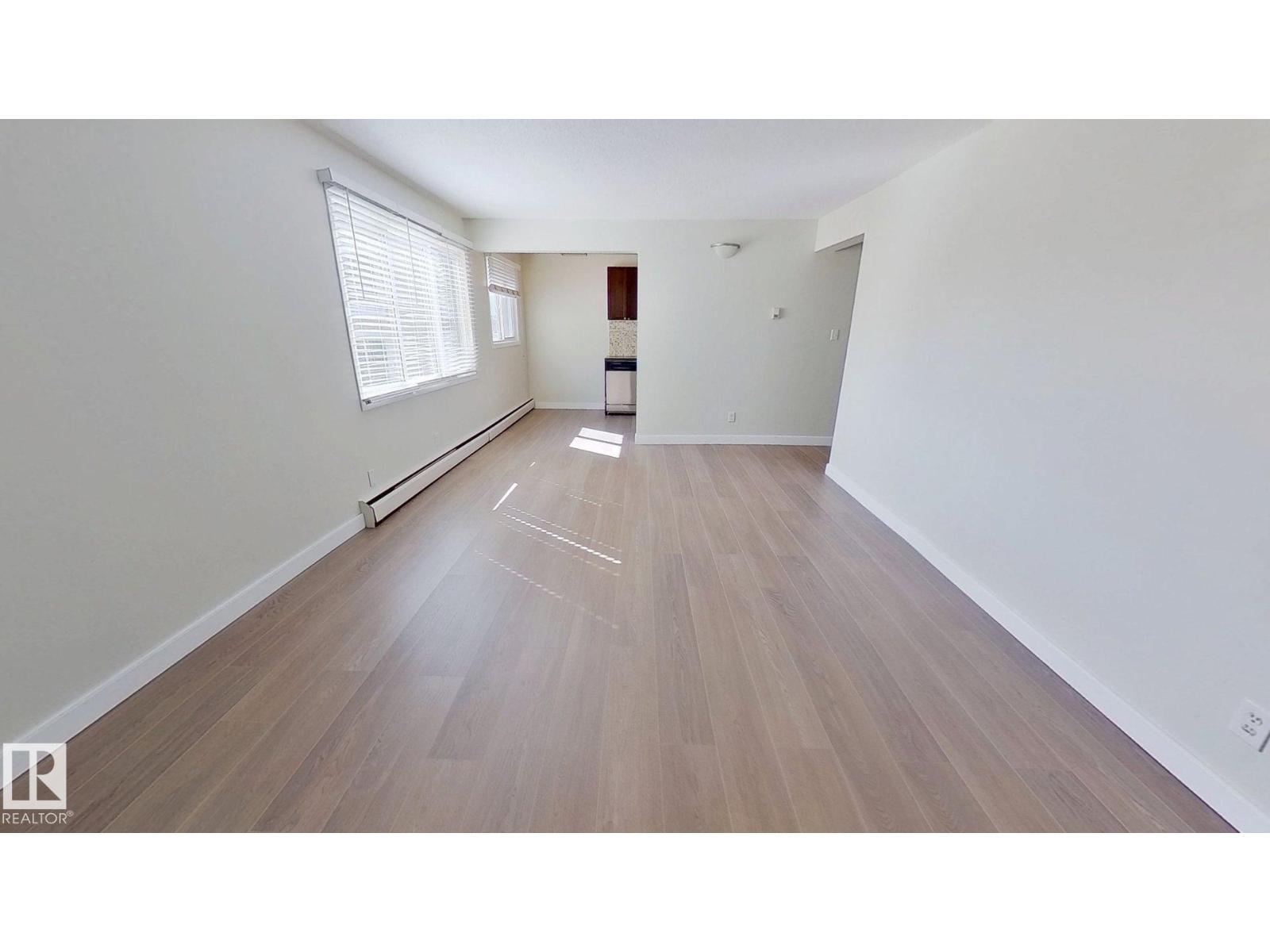 #202 10125 83 Av Nw Property Photo 6