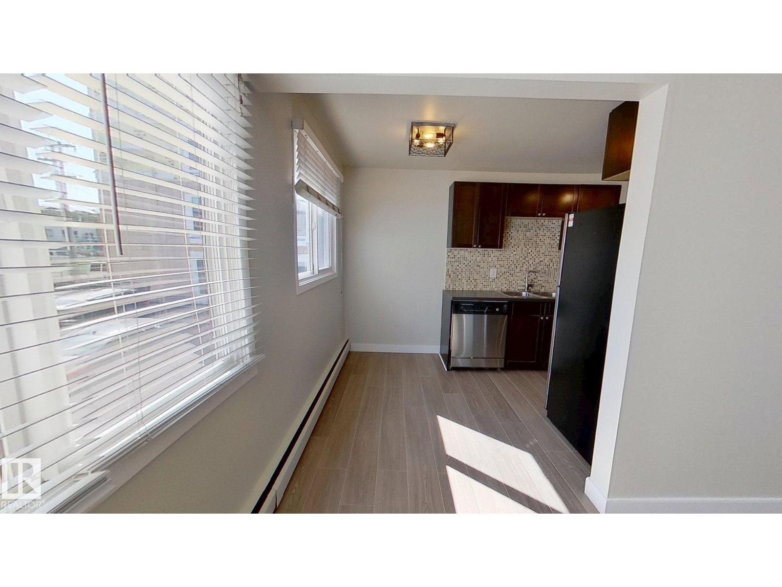 #202 10125 83 Av Nw Property Photo 7