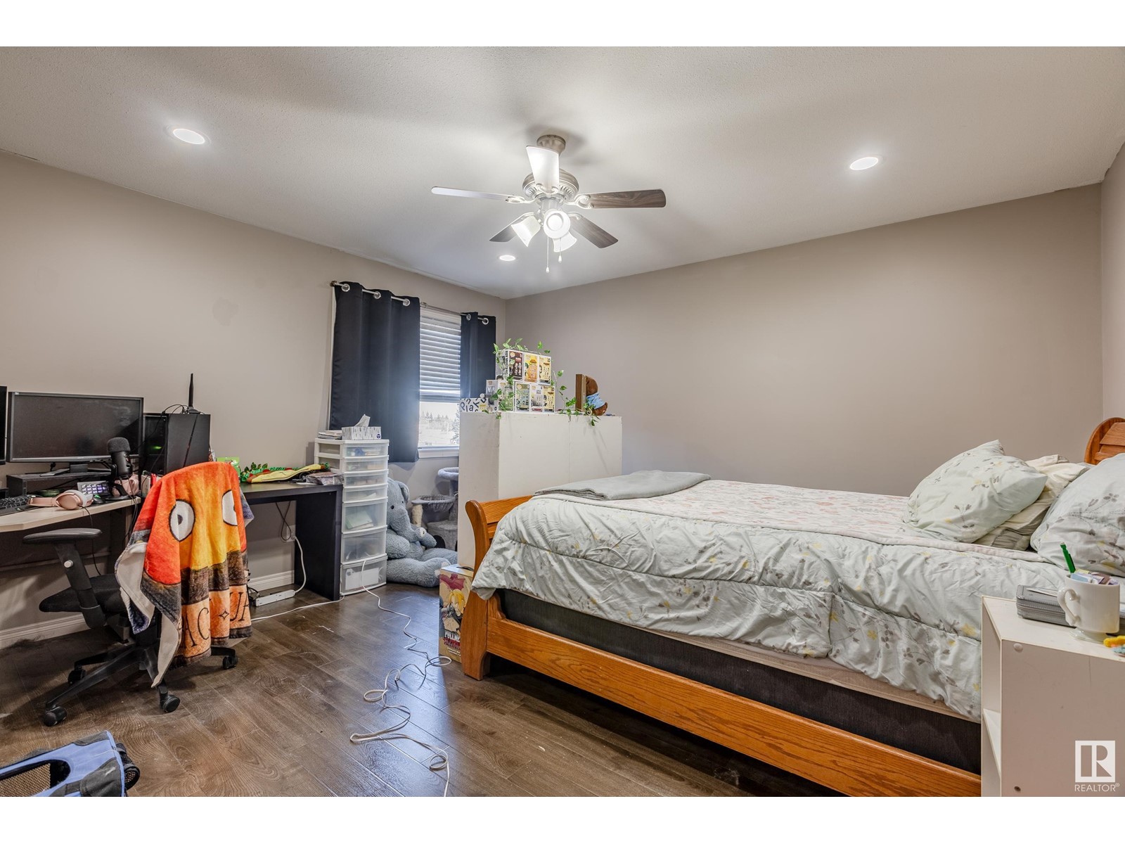 4724 50 Av Property Photo 17