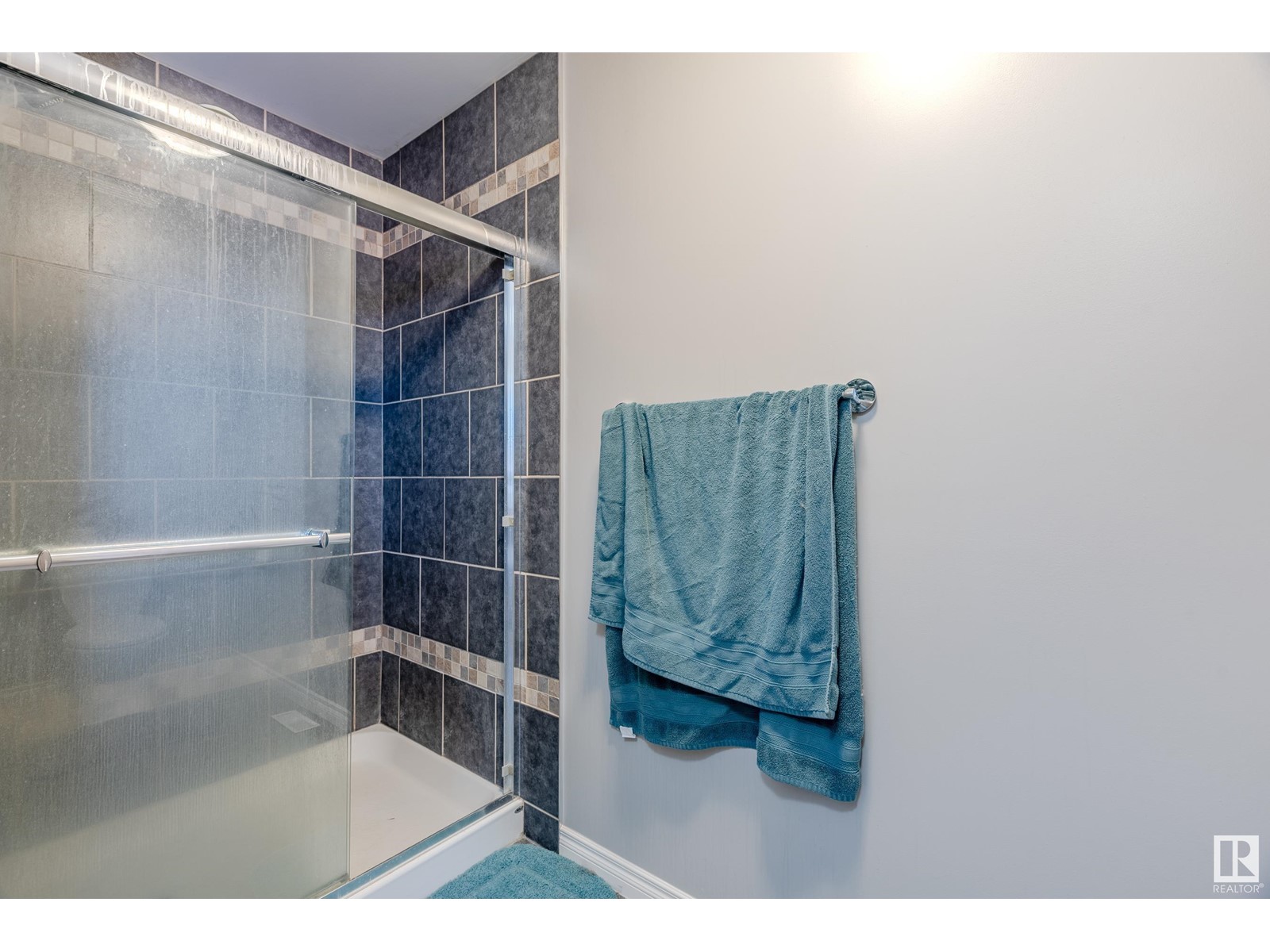 4724 50 Av Property Photo 21