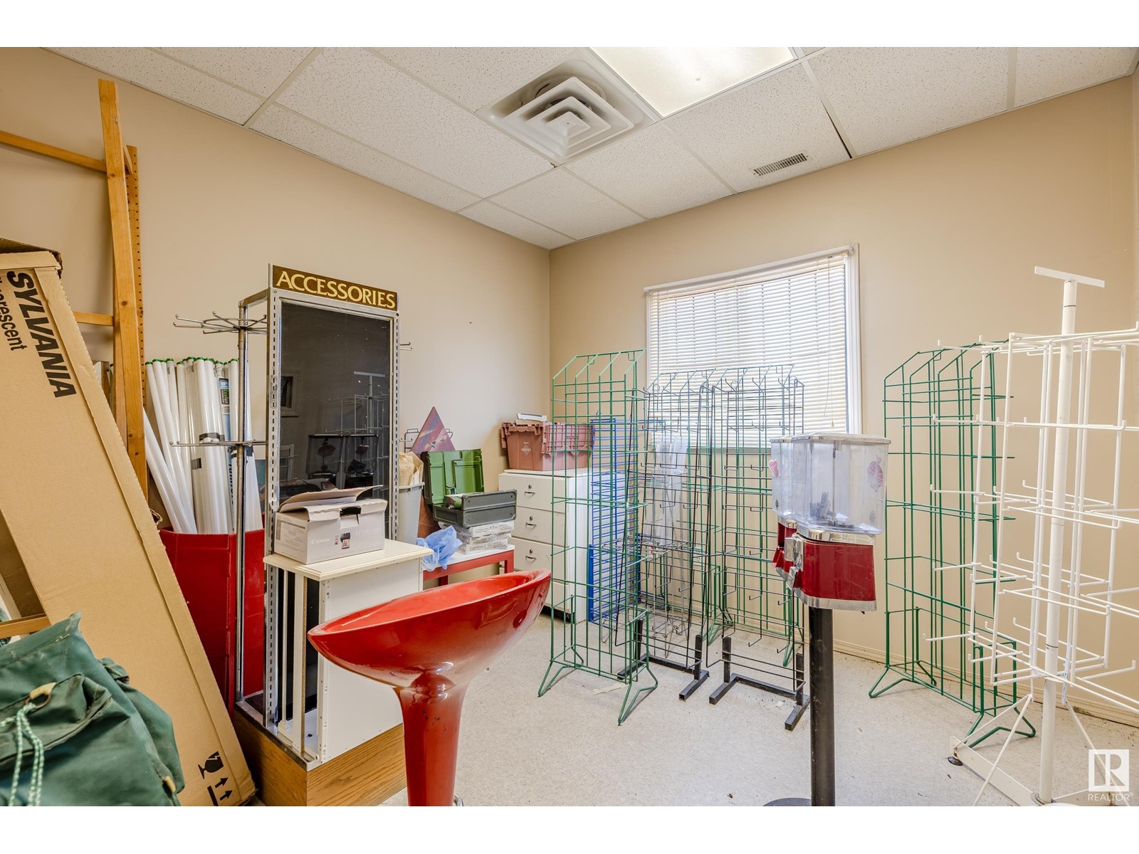 4724 50 Av Property Photo 31