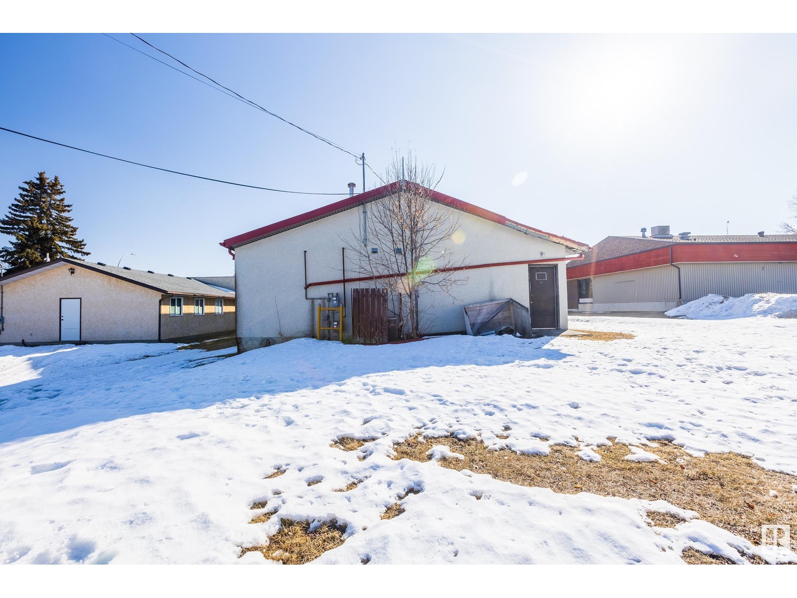 4724 50 Av Property Photo 40