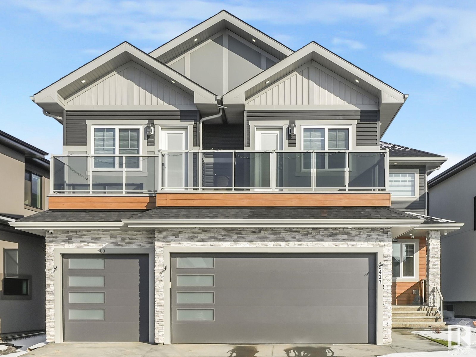 5417 66 St Property Photo