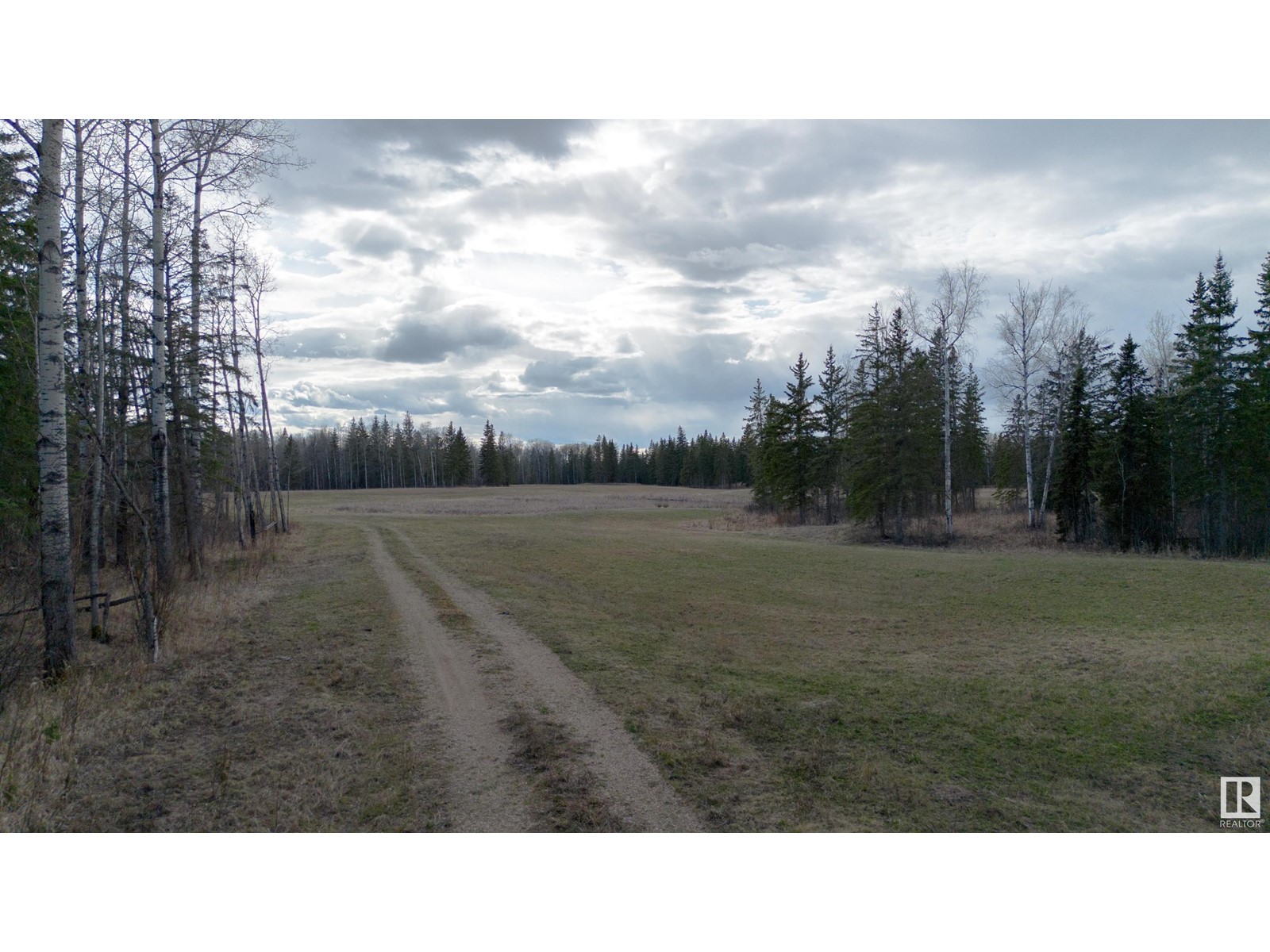 Rge Rd 261 Twp Rd 630 Property Photo 33