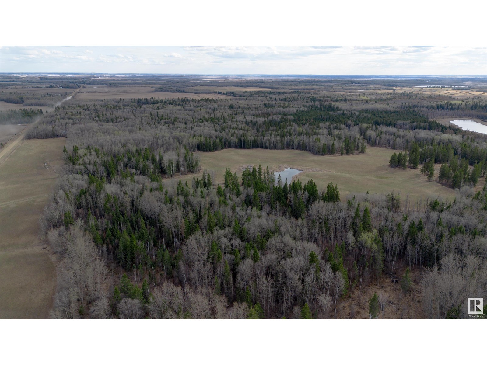 Rge Rd 261 Twp Rd 630 Property Photo 42