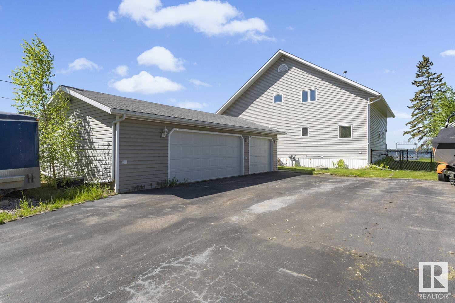 47 Grosbeak Cr Property Photo 33
