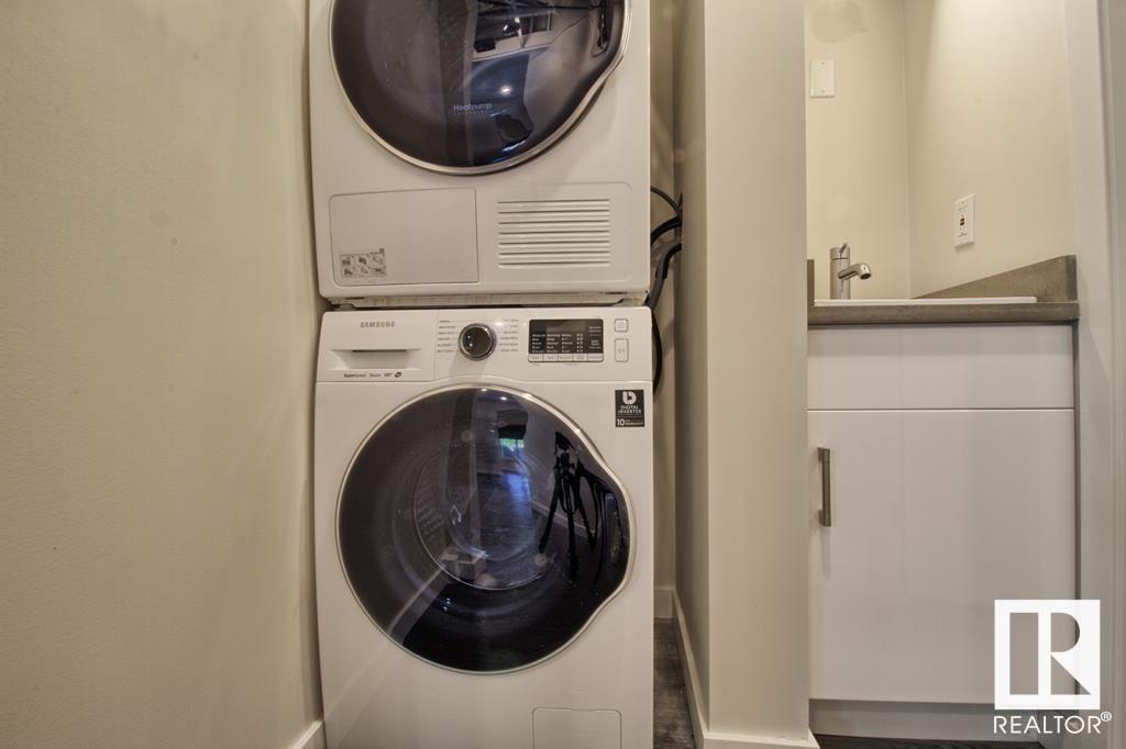 9859 85 Av Nw Property Photo 12