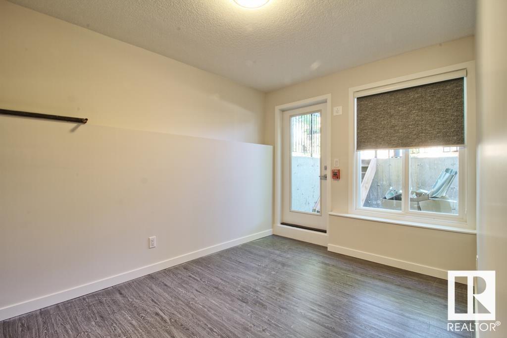 9859 85 Av Nw Property Photo 16