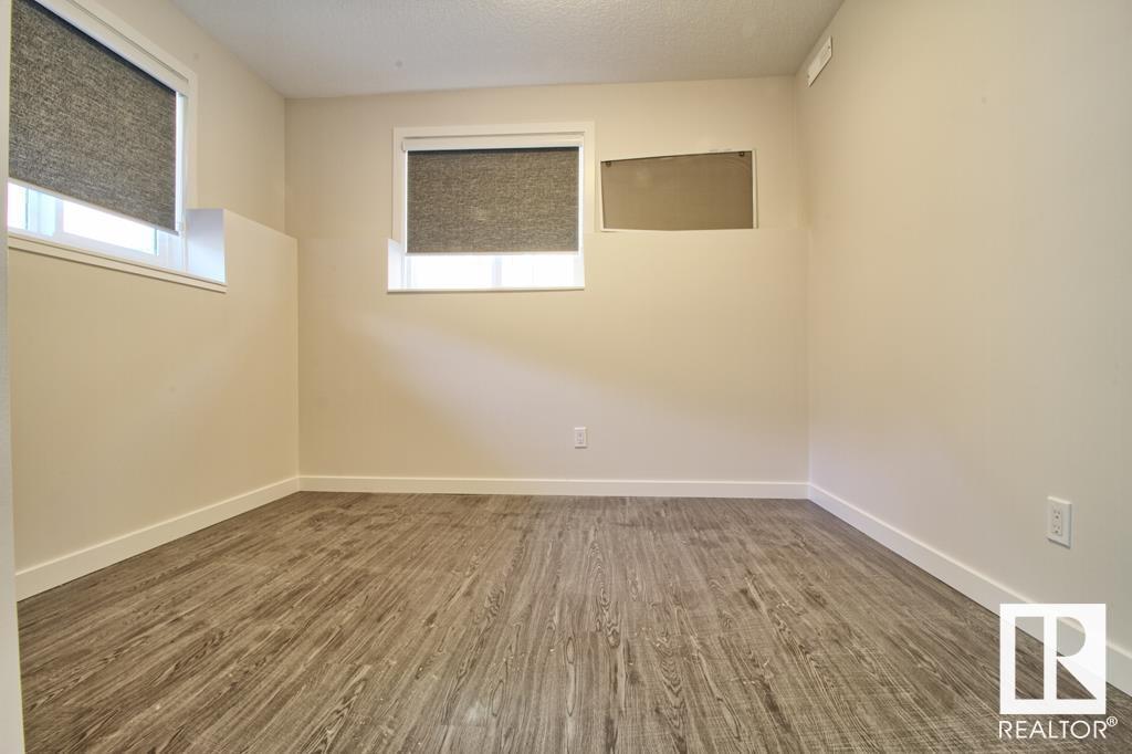 9859 85 Av Nw Property Photo 22