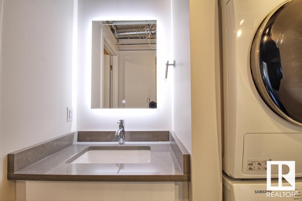9859 85 Av Nw Property Photo 33