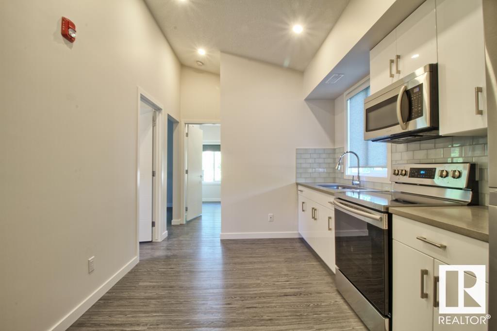 9859 85 Av Nw Property Photo 34