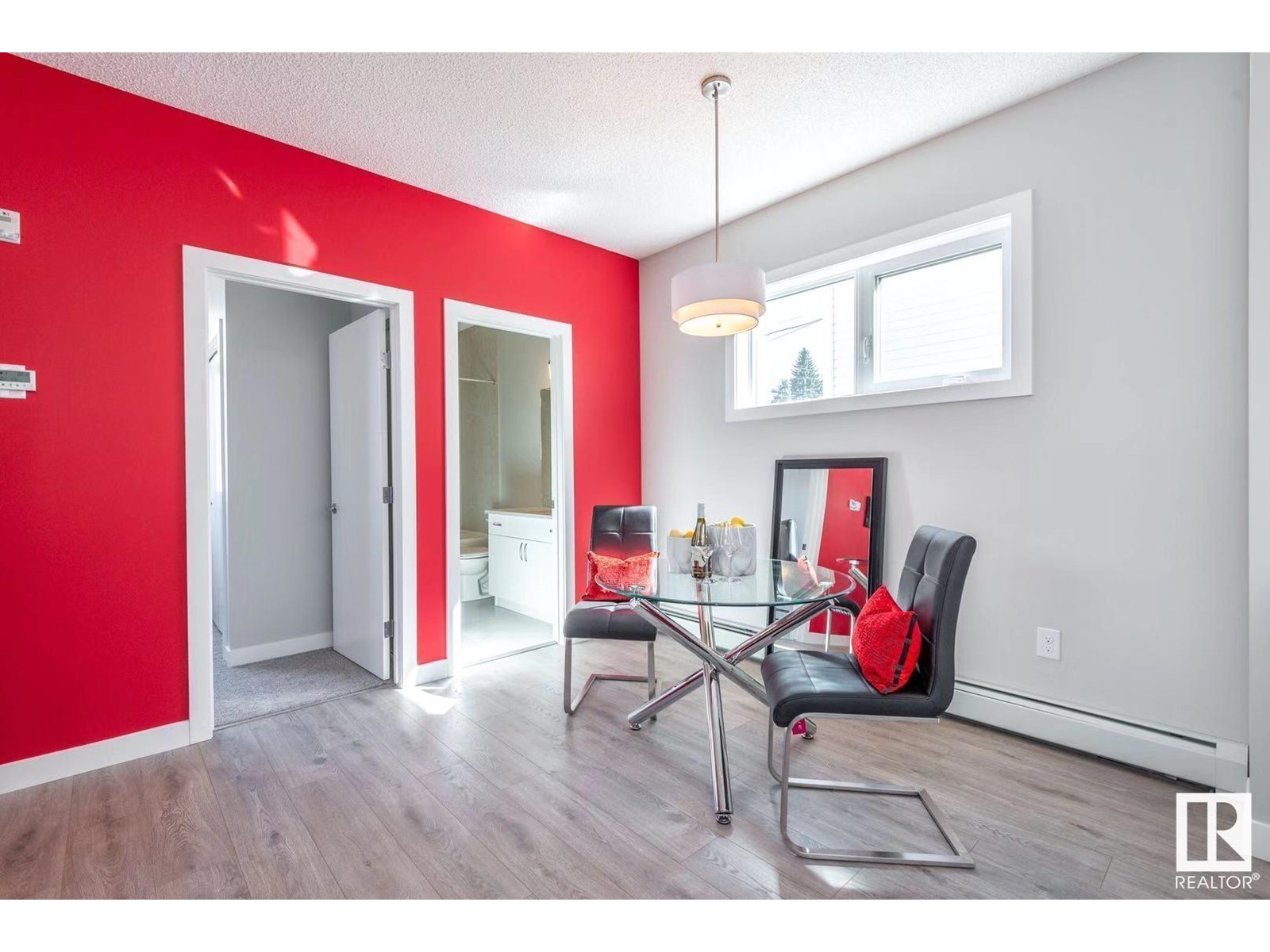 10916 University Av Nw Property Photo 11