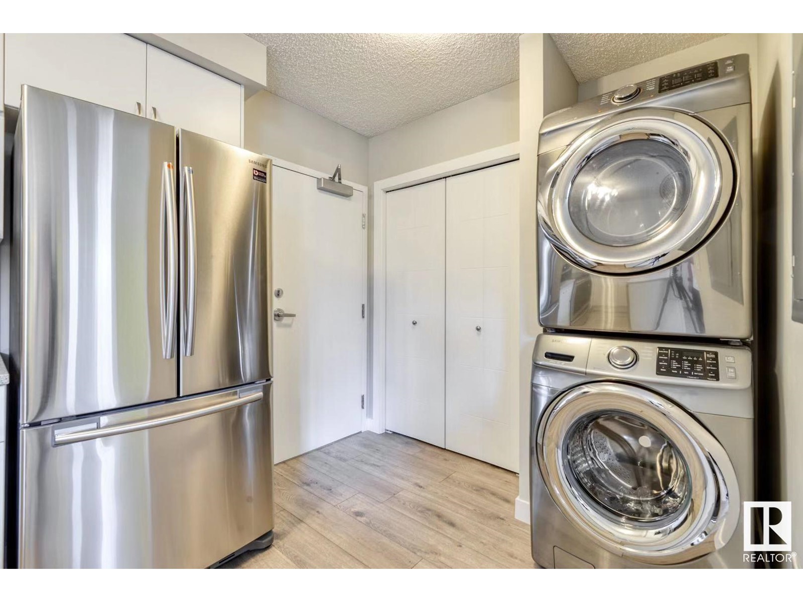 10916 University Av Nw Property Photo 20