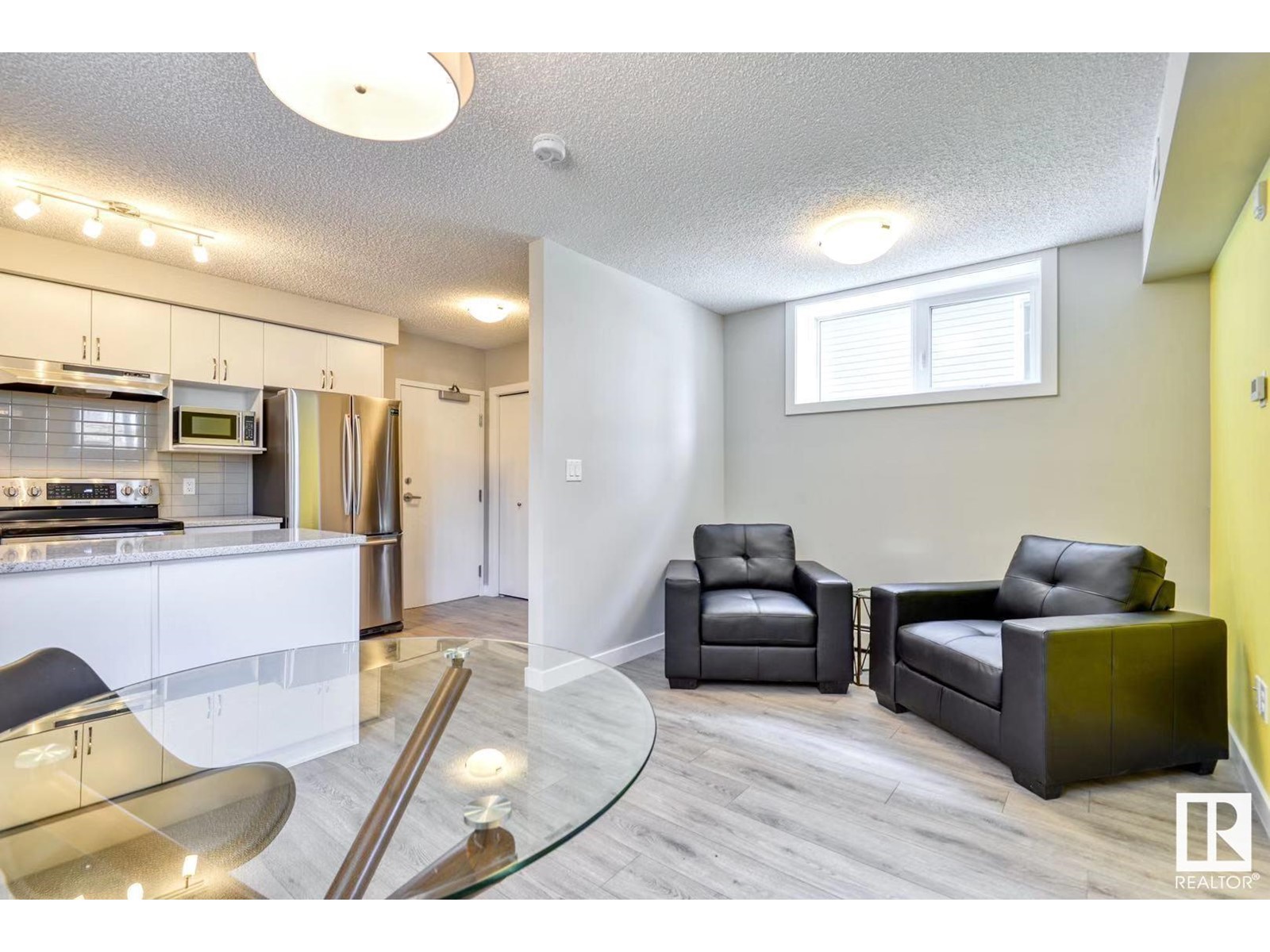 10916 University Av Nw Property Photo 22