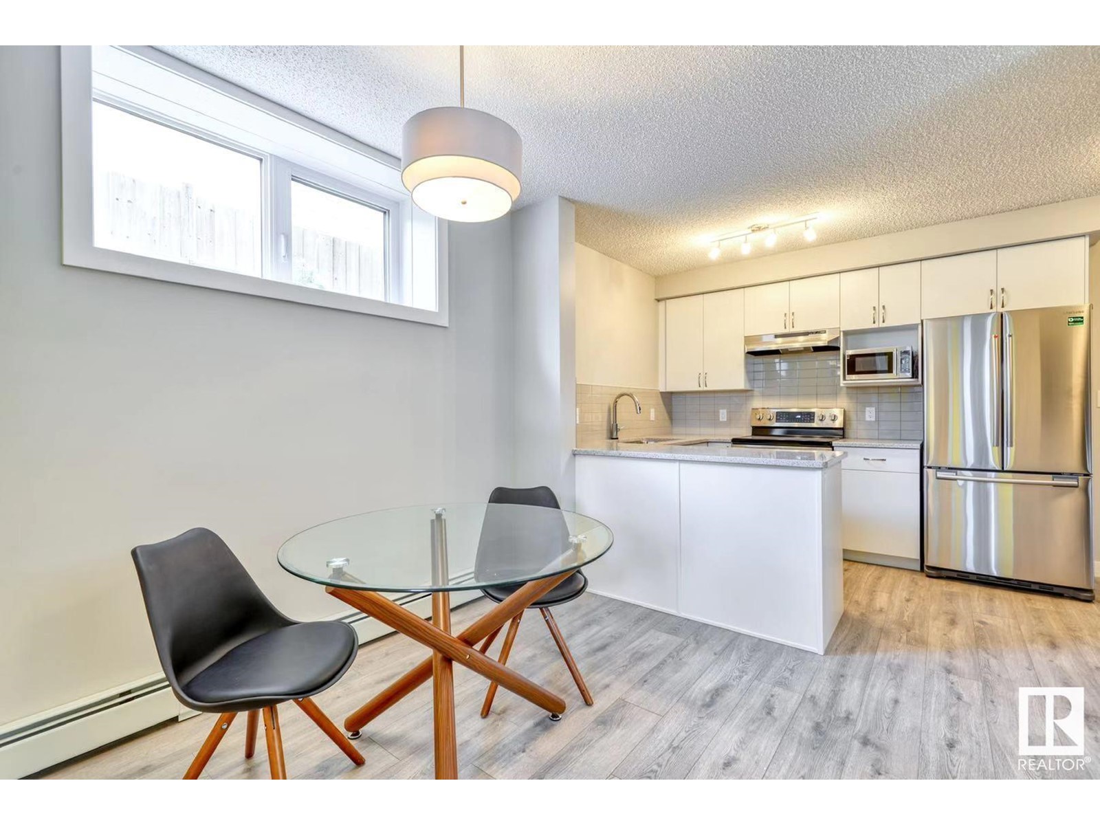 10916 University Av Nw Property Photo 25