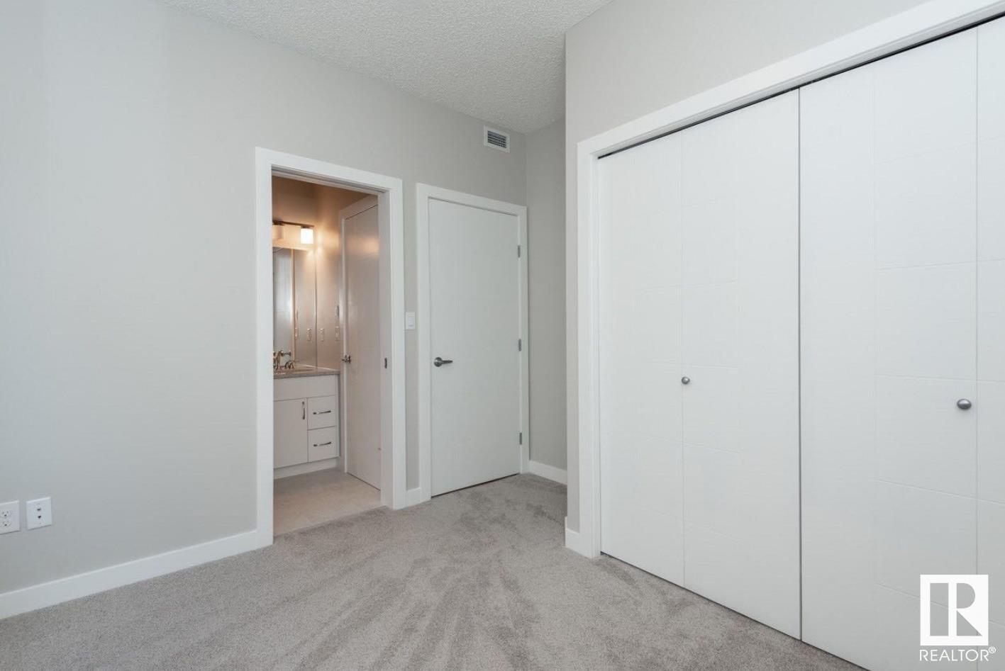 10916 University Av Nw Property Photo 26