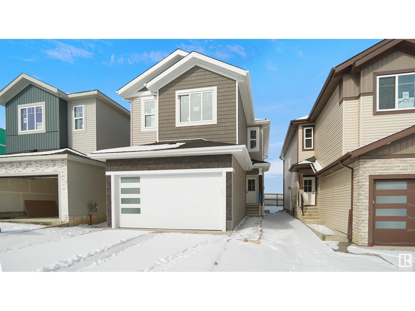55 Ashbury Cr Property Photo 2