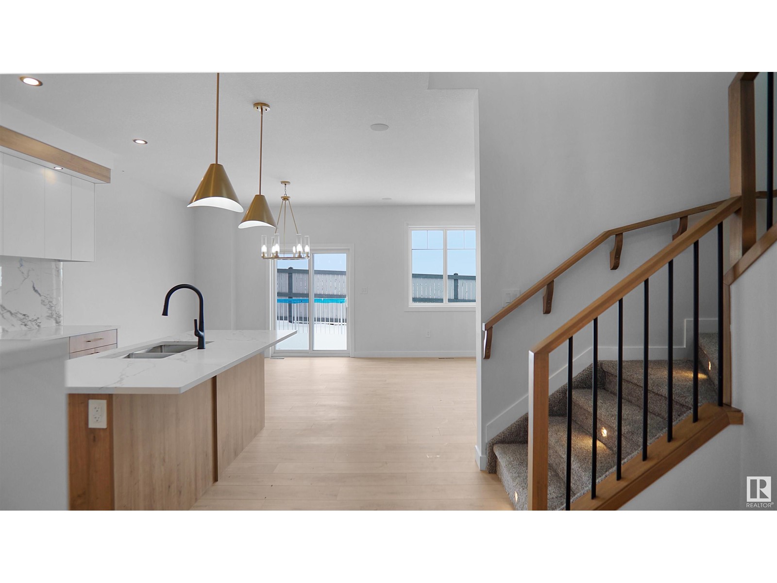 55 Ashbury Cr Property Photo 12