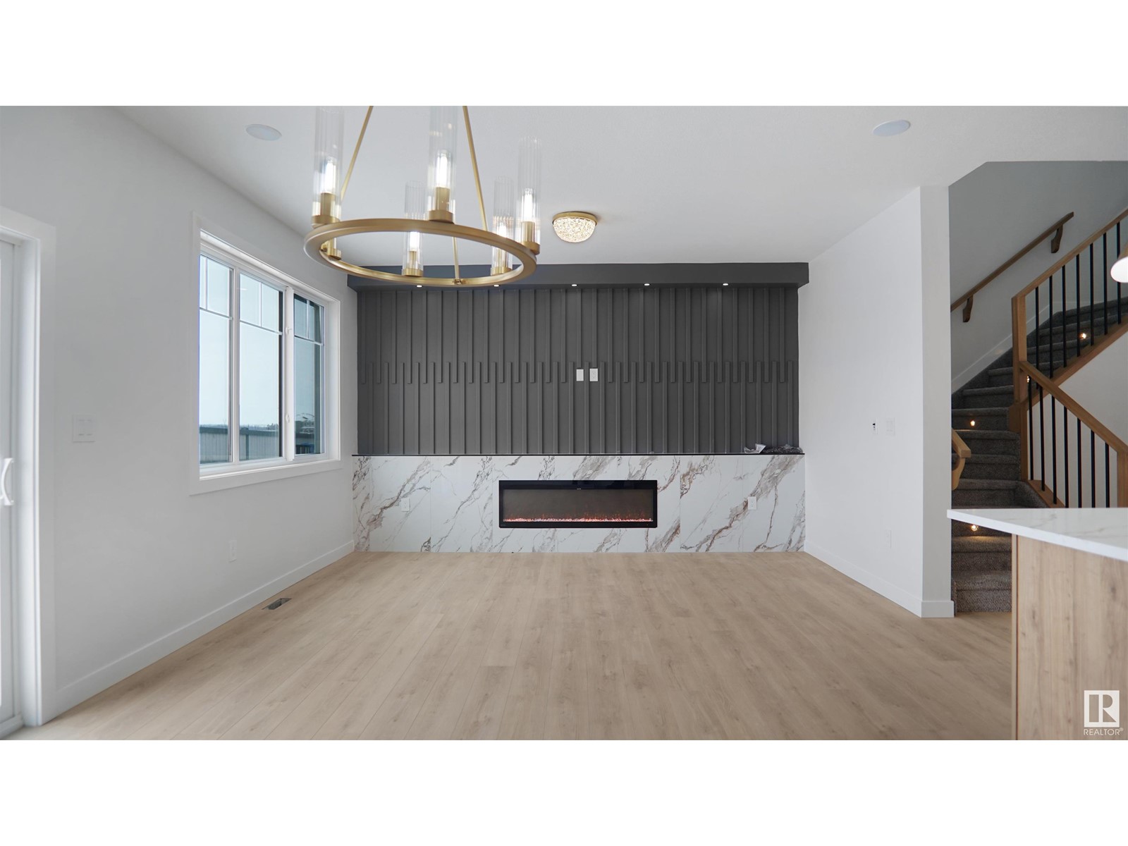 55 Ashbury Cr Property Photo 17