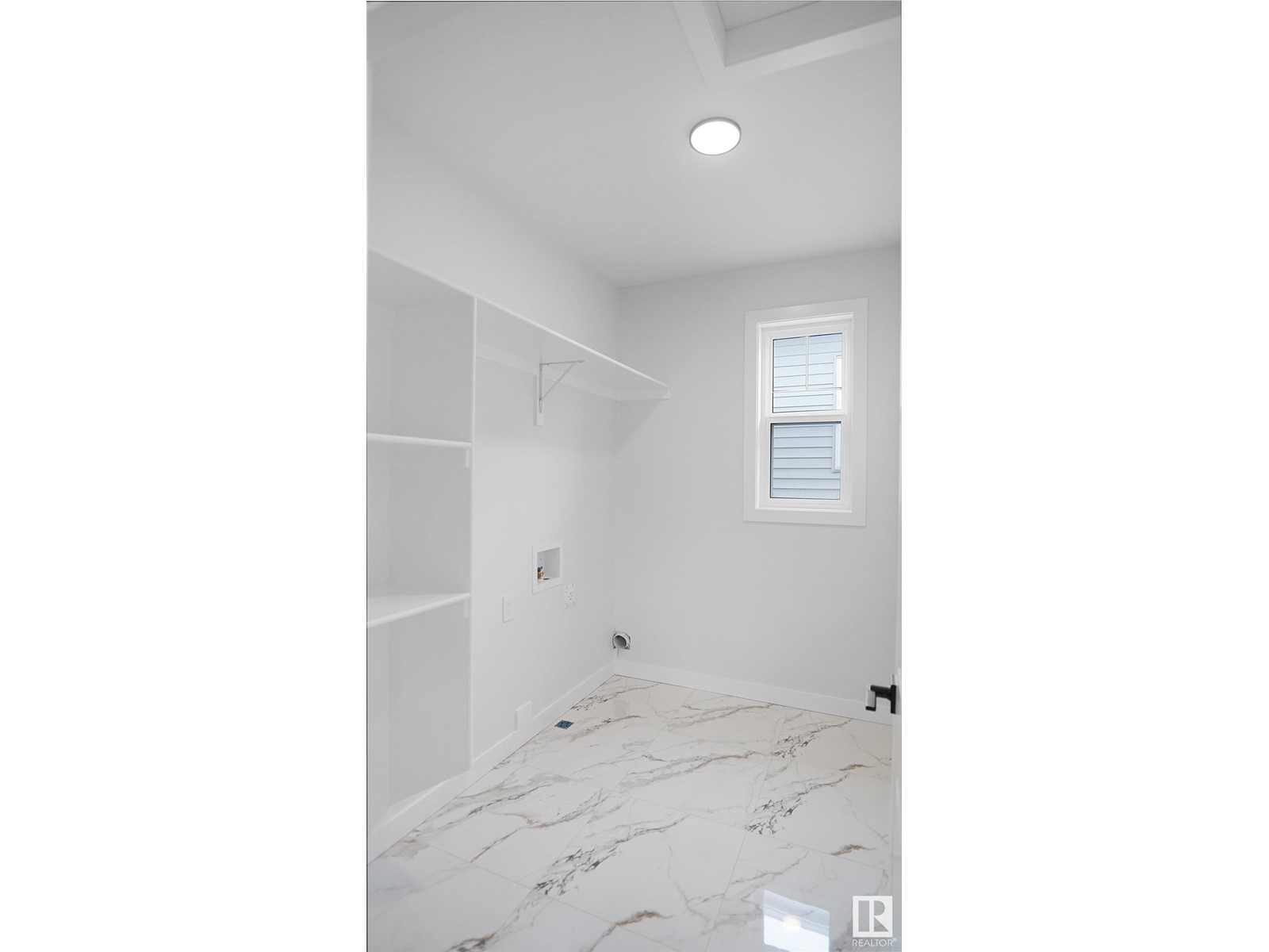 55 Ashbury Cr Property Photo 26