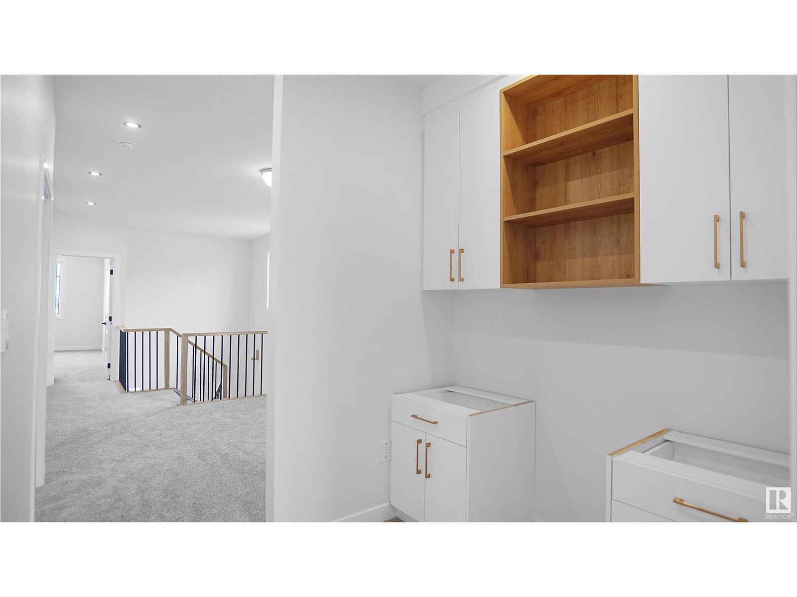 55 Ashbury Cr Property Photo 31