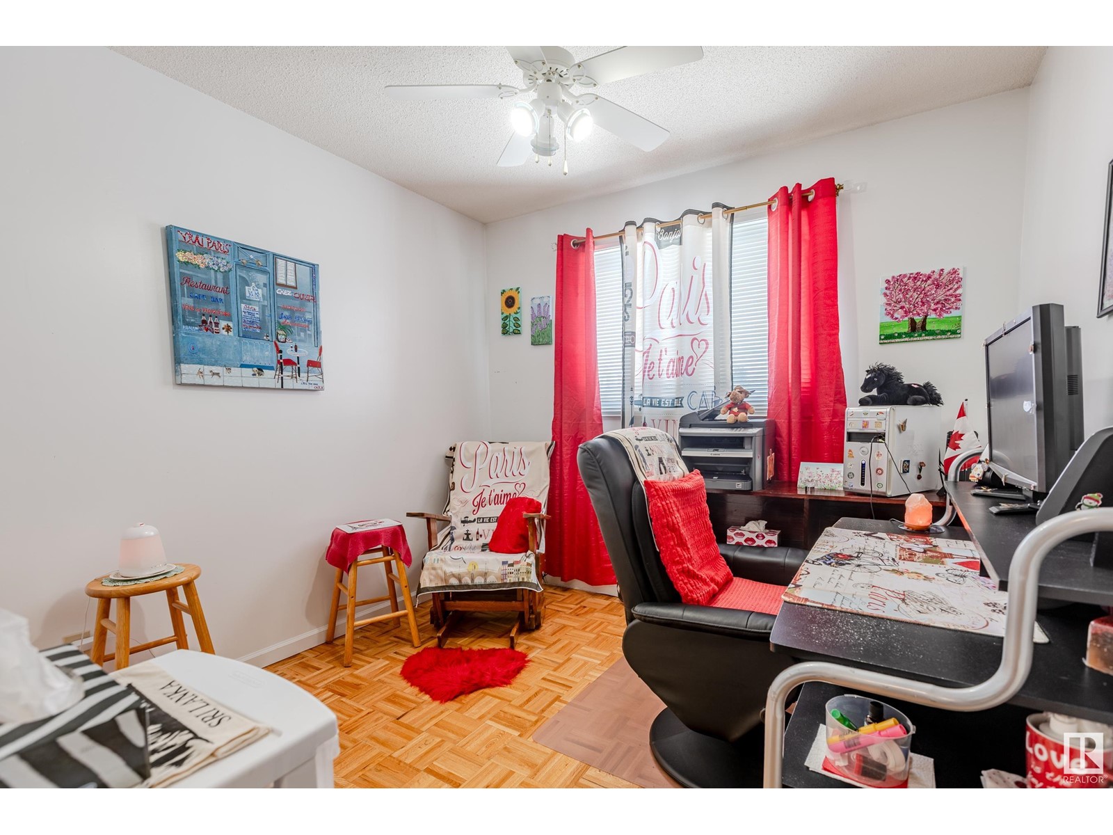 4802 47 Av Property Photo 8