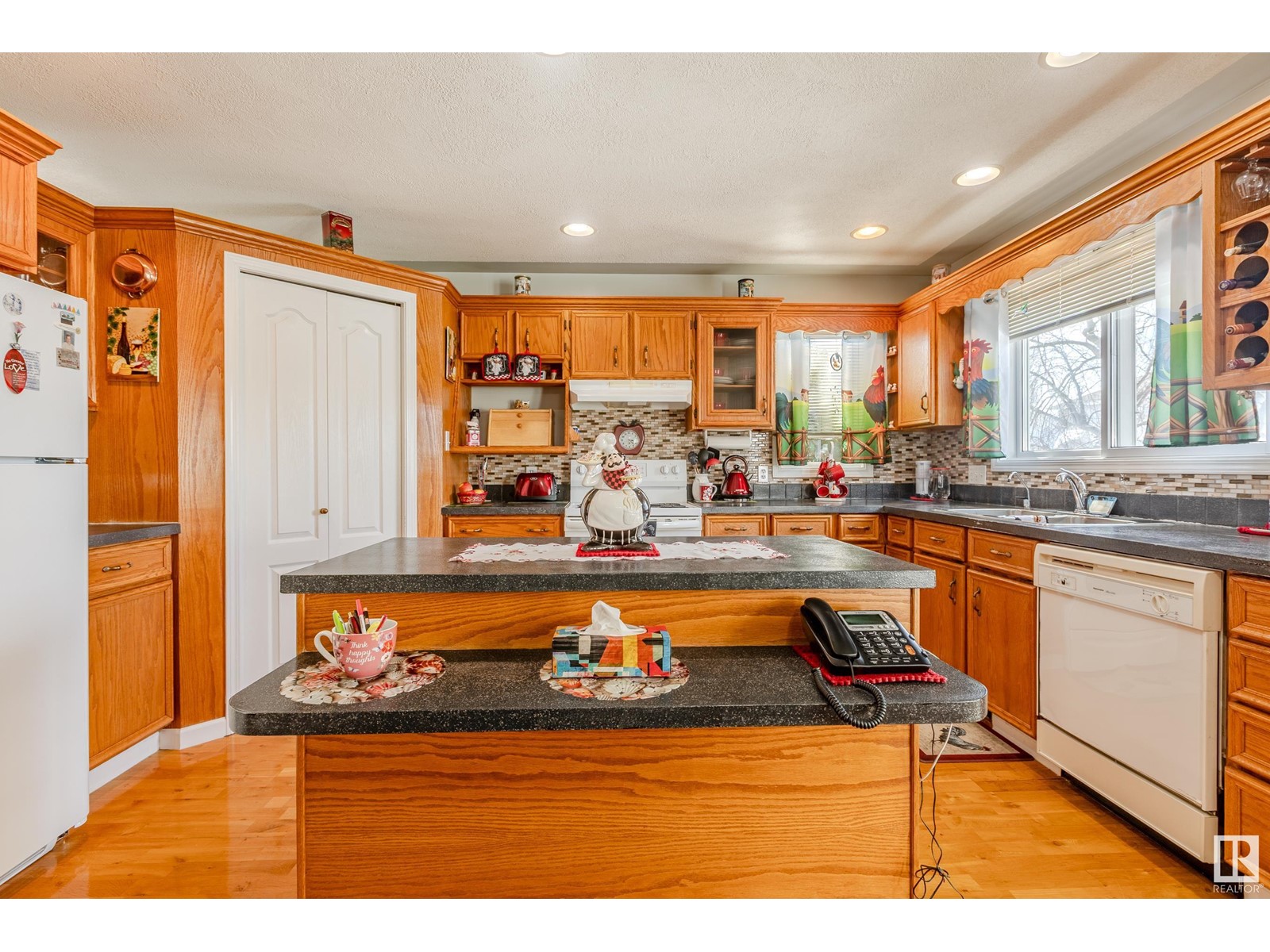 4802 47 Av Property Photo 19