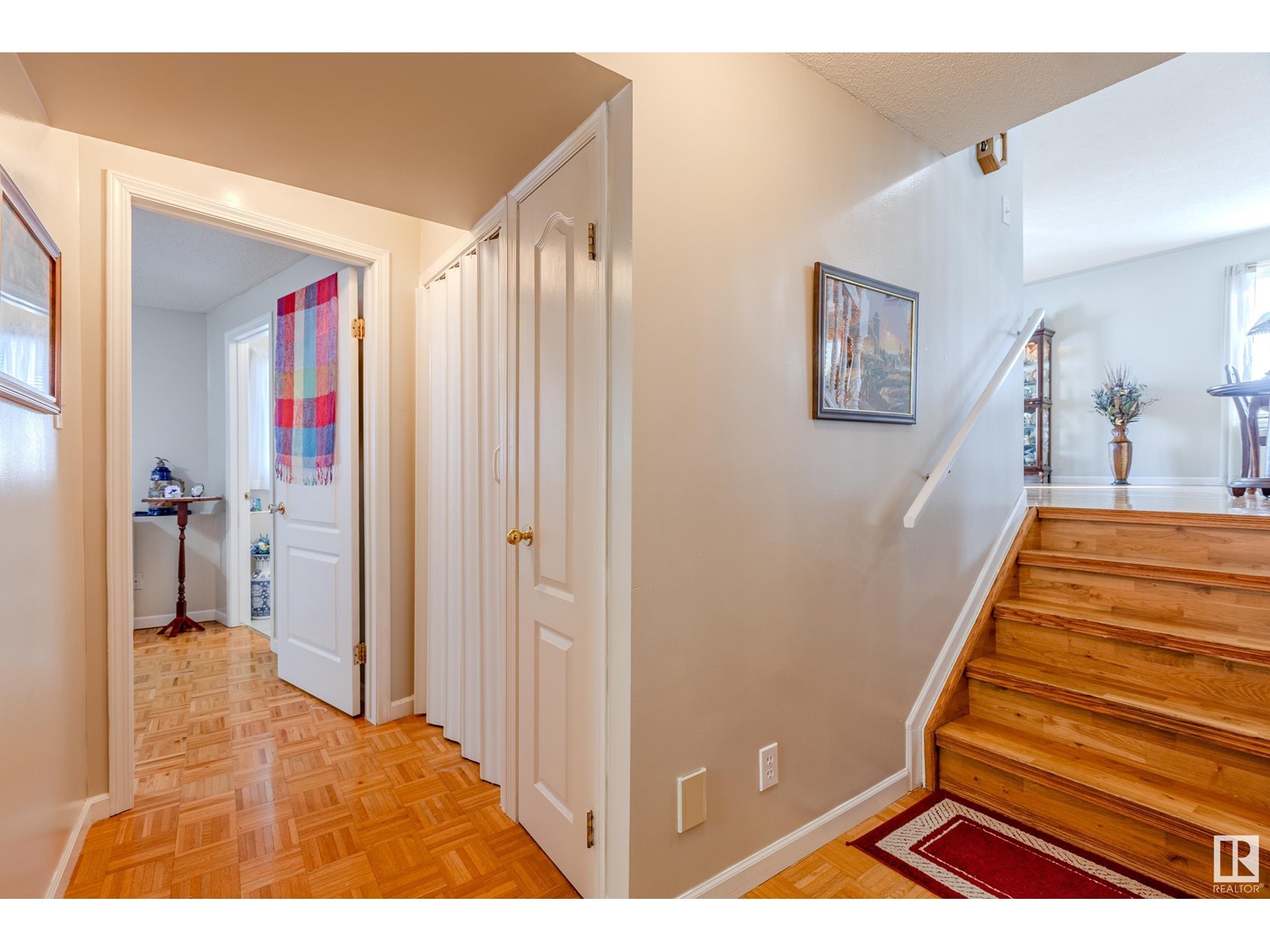 4802 47 Av Property Photo 32