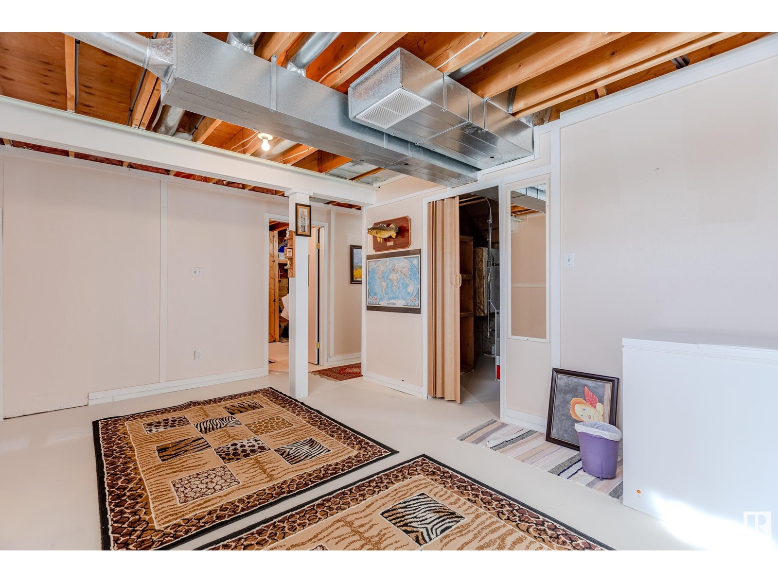 4802 47 Av Property Photo 43