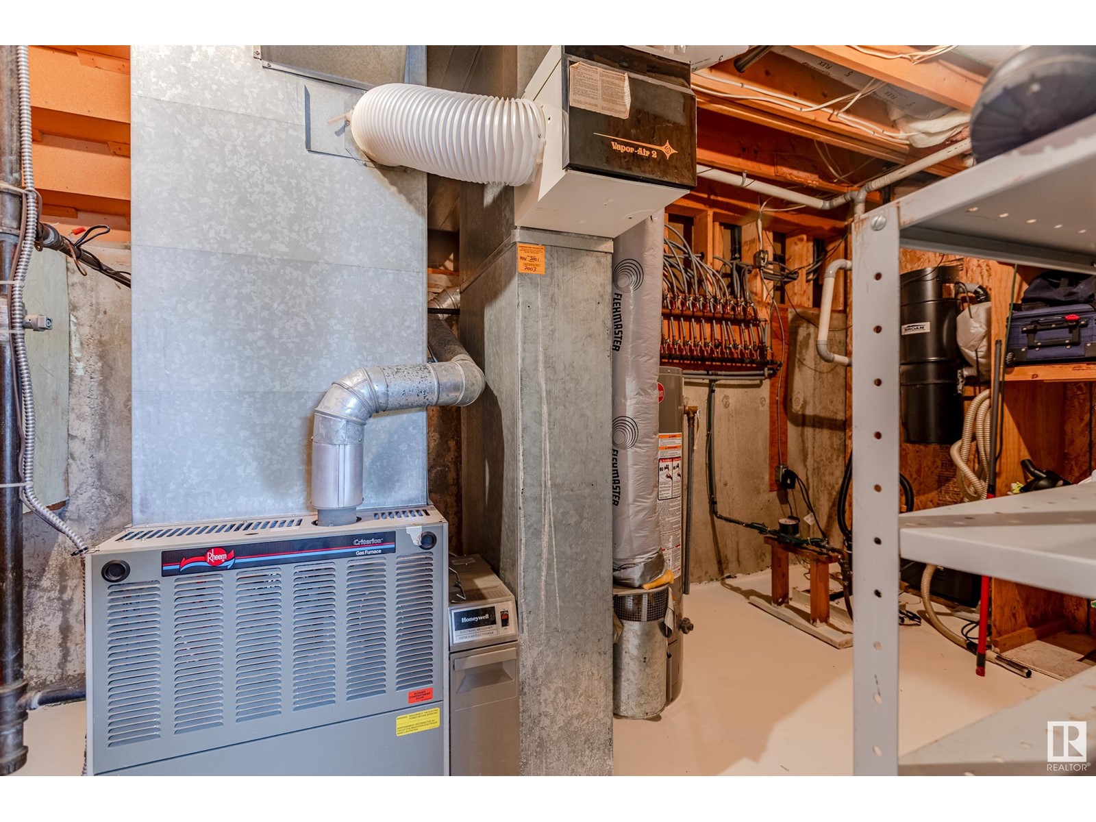 4802 47 Av Property Photo 44