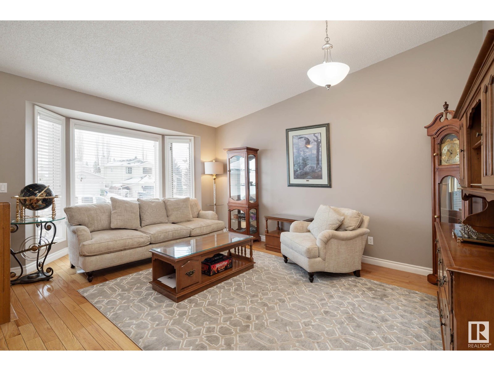 4808 43 St Property Photo