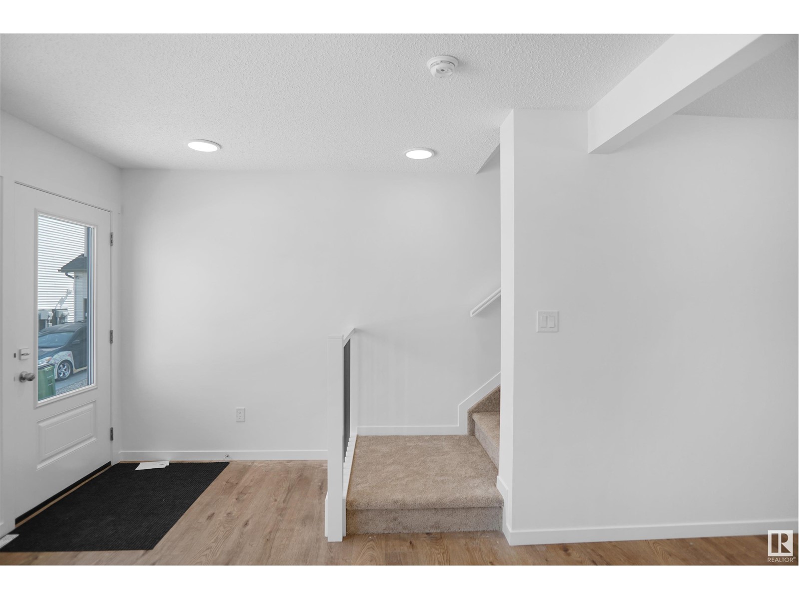2039 210 St Nw Property Photo 3