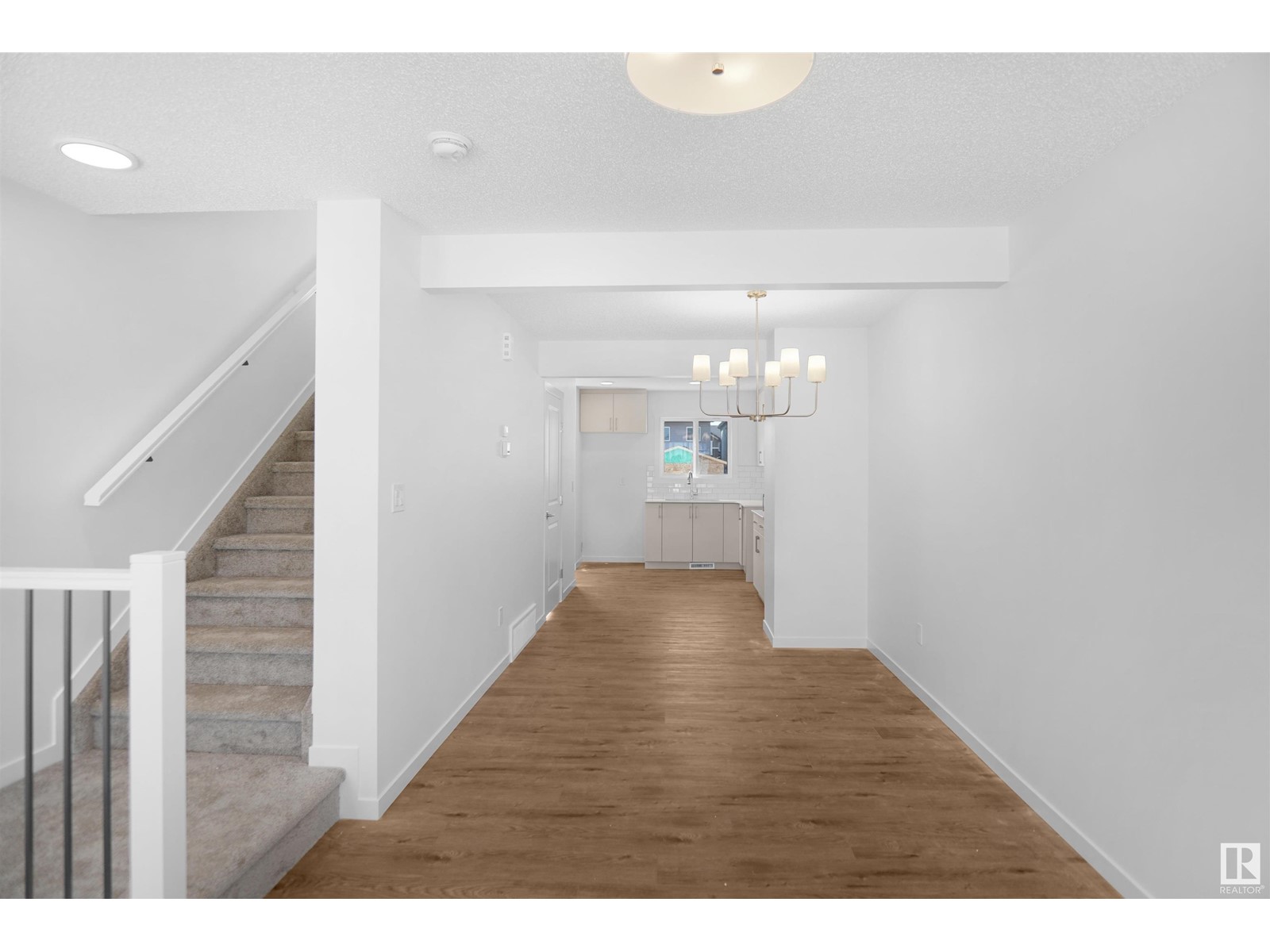 2039 210 St Nw Property Photo 5