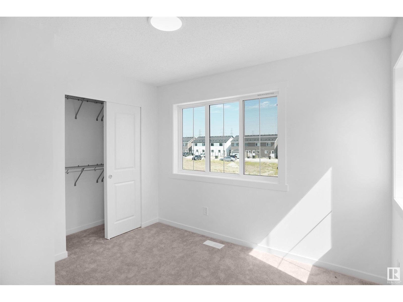 2039 210 St Nw Property Photo 18