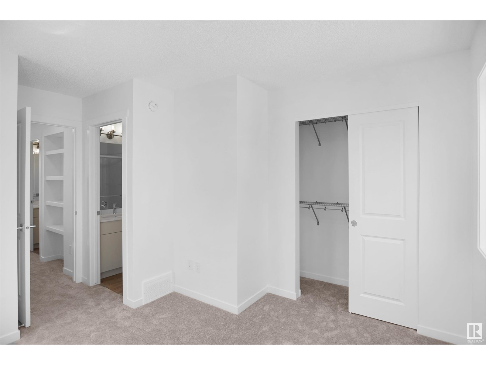 2039 210 St Nw Property Photo 19