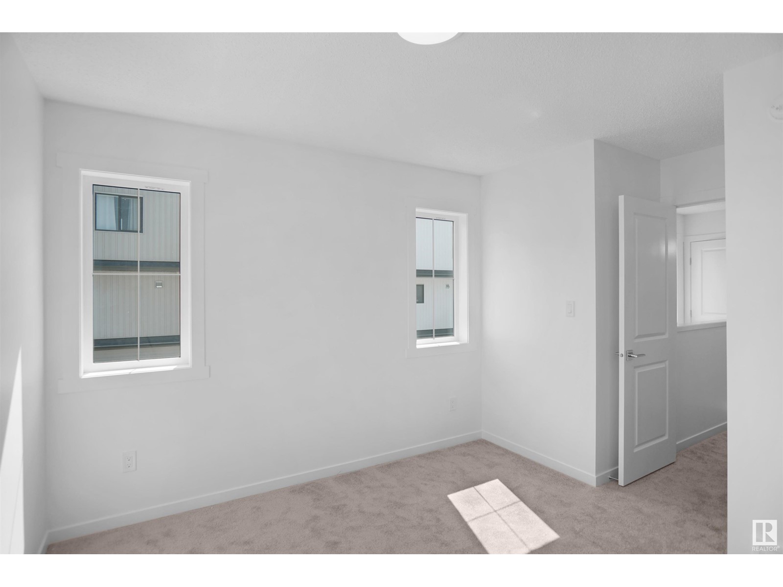 2039 210 St Nw Property Photo 20
