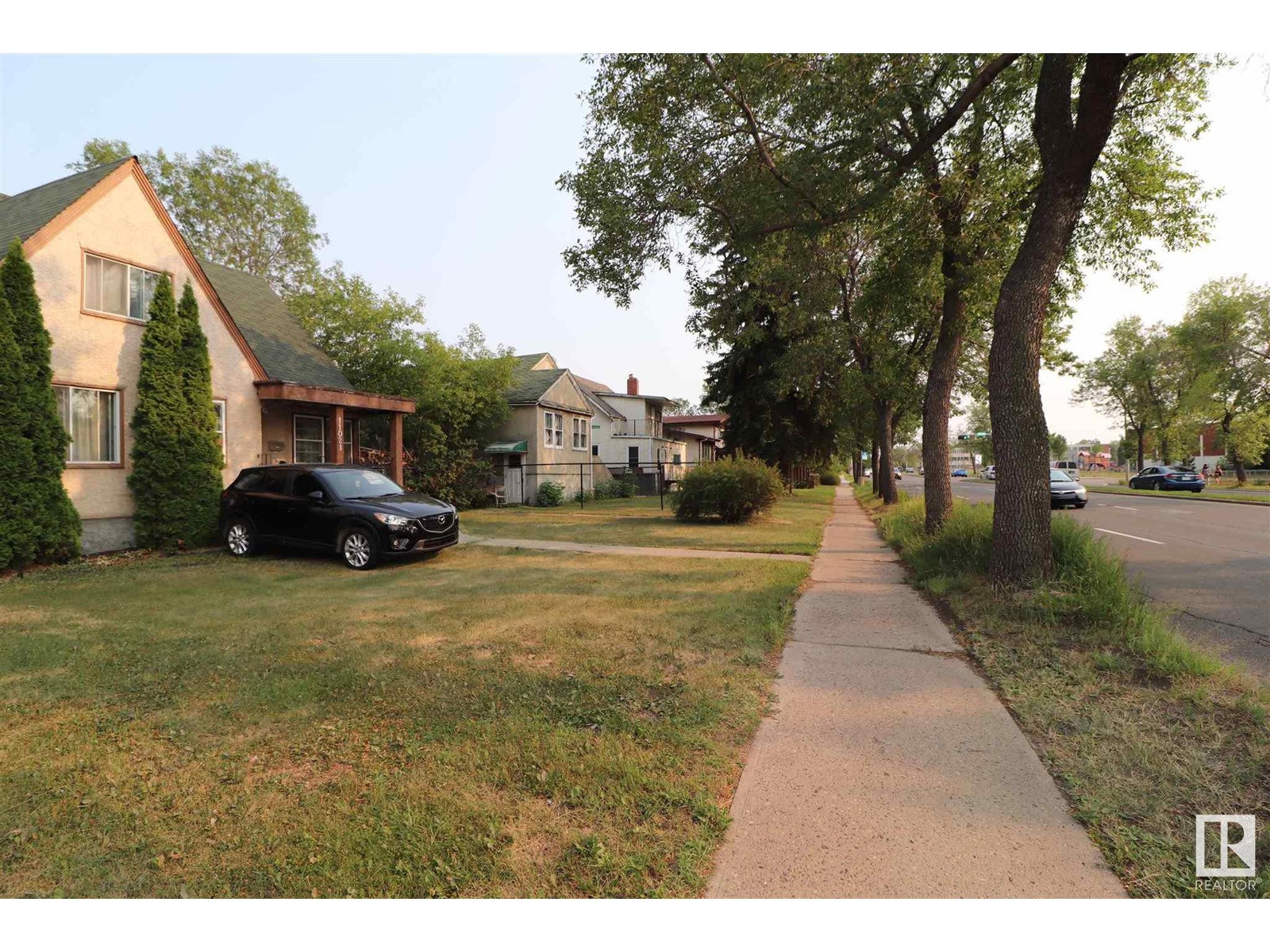 11011 109 St Nw Nw Property Photo 7
