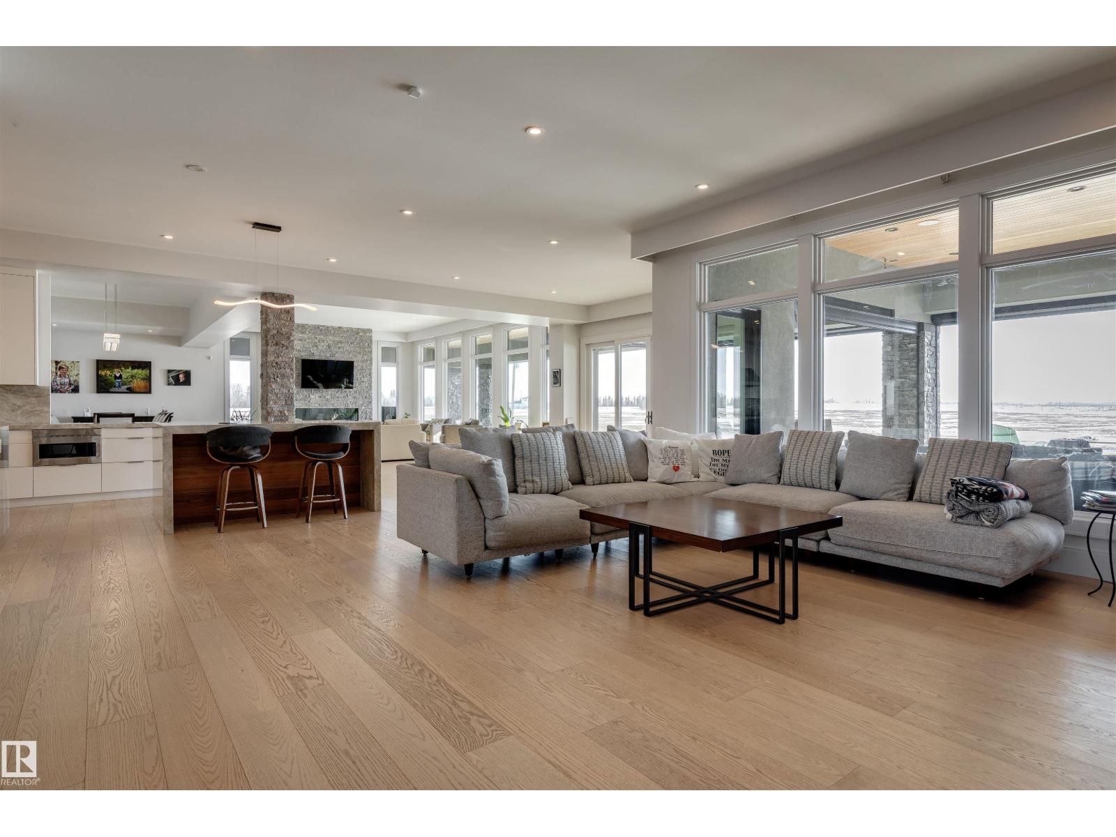 #b 25056 Twp Road 492 Property Photo 8