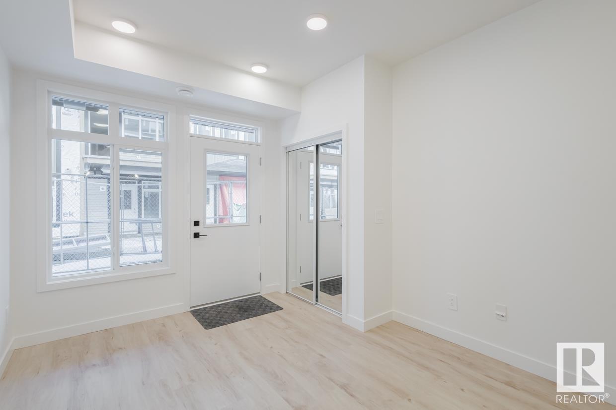 #19 16231 19 Av Sw Property Photo 2